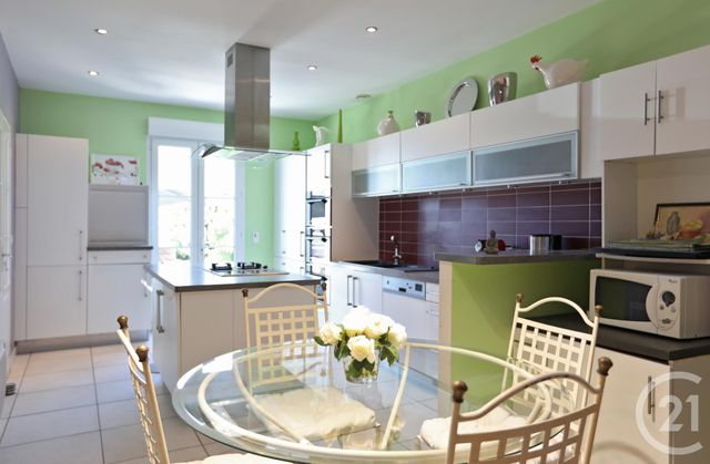 Maison à vendre - 5 pièces - 107,42 m2 - St Pierre D Oleron - 17 - POITOU-CHARENTES