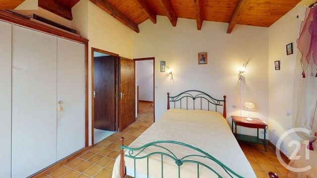 Maison à vendre - 5 pièces - 148,16 m2 - La Bree Les Bains - 17 - POITOU-CHARENTES