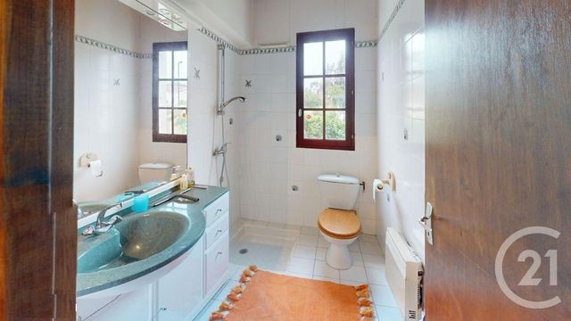 Maison à vendre - 5 pièces - 148,16 m2 - La Bree Les Bains - 17 - POITOU-CHARENTES