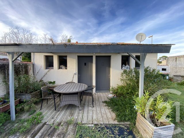 Maison &agrave; vendre - 5 pi&egrave;ces - 110,77 m2 - St Georges D Oleron - 17 - POITOU-CHARENTES
