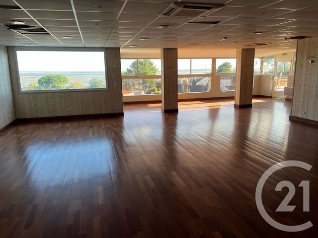 Maison à vendre - 50 pièces - 1500 m2 - St Trojan Les Bains - 17 - POITOU-CHARENTES