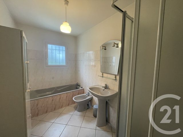 Maison &agrave; vendre - 5 pi&egrave;ces - 99,70 m2 - Le Grand Village Plage - 17 - POITOU-CHARENTES