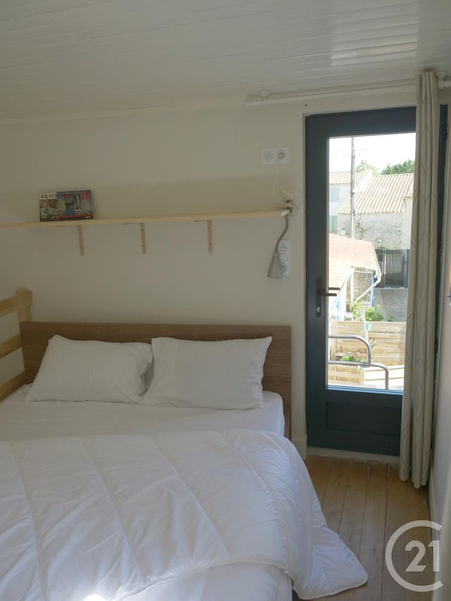 Maison &agrave; louer - 2 pi&egrave;ces - 46,66 m2 - St Pierre D Oleron - 17 - POITOU-CHARENTES
