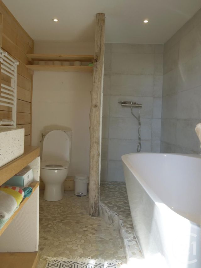 Maison &agrave; louer - 2 pi&egrave;ces - 46,66 m2 - St Pierre D Oleron - 17 - POITOU-CHARENTES