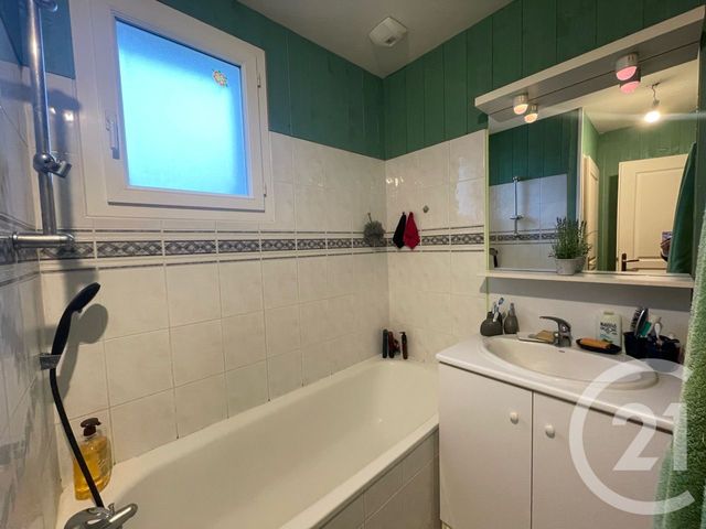 Maison &agrave; vendre - 4 pi&egrave;ces - 82,97 m2 - St Pierre D Oleron - 17 - POITOU-CHARENTES