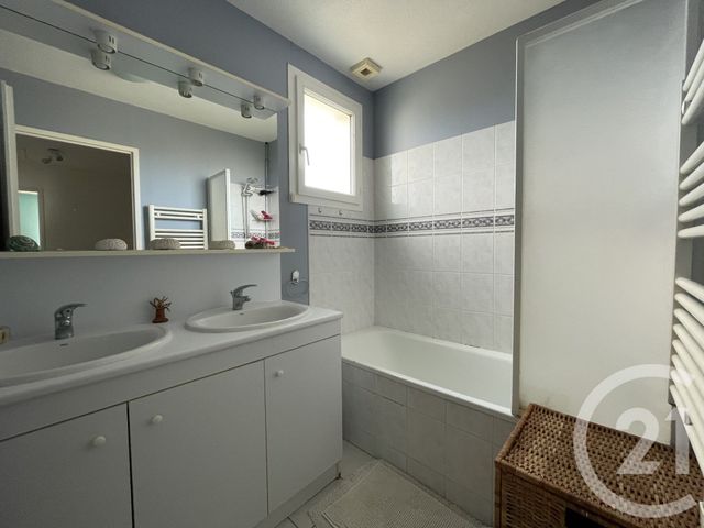 Maison &agrave; vendre - 4 pi&egrave;ces - 95,29 m2 - St Pierre D Oleron - 17 - POITOU-CHARENTES