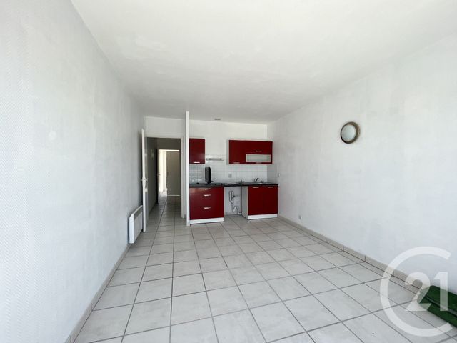 Appartement T2 &agrave; vendre - 2 pi&egrave;ces - 27,78 m2 - St Pierre D Oleron - 17 - POITOU-CHARENTES