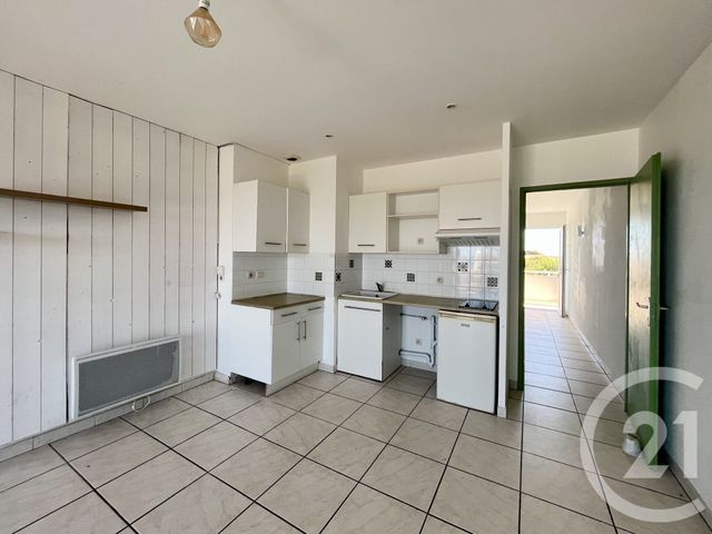 Appartement T2 &agrave; vendre - 2 pi&egrave;ces - 45,97 m2 - St Pierre D Oleron - 17 - POITOU-CHARENTES