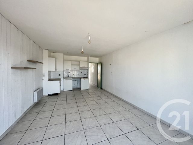 Appartement T2 &agrave; vendre - 2 pi&egrave;ces - 45,97 m2 - St Pierre D Oleron - 17 - POITOU-CHARENTES