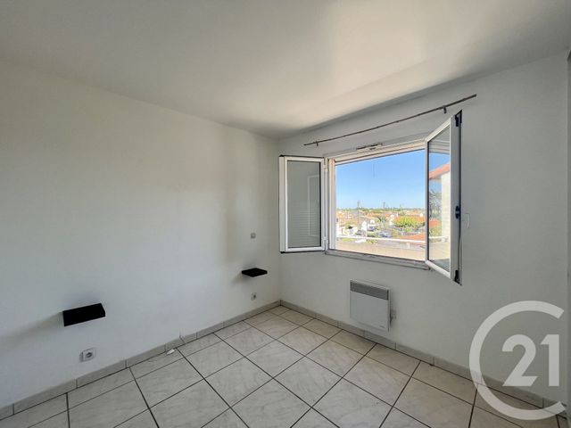Appartement T2 &agrave; vendre - 2 pi&egrave;ces - 45,97 m2 - St Pierre D Oleron - 17 - POITOU-CHARENTES