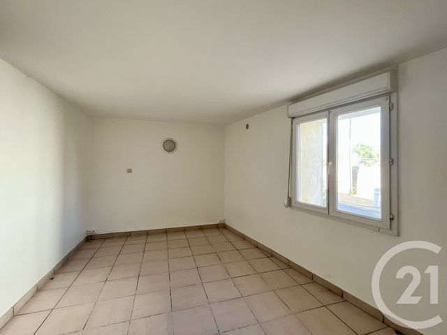 Appartement T3 &agrave; vendre - 3 pi&egrave;ces - 48,02 m2 - St Pierre D Oleron - 17 - POITOU-CHARENTES