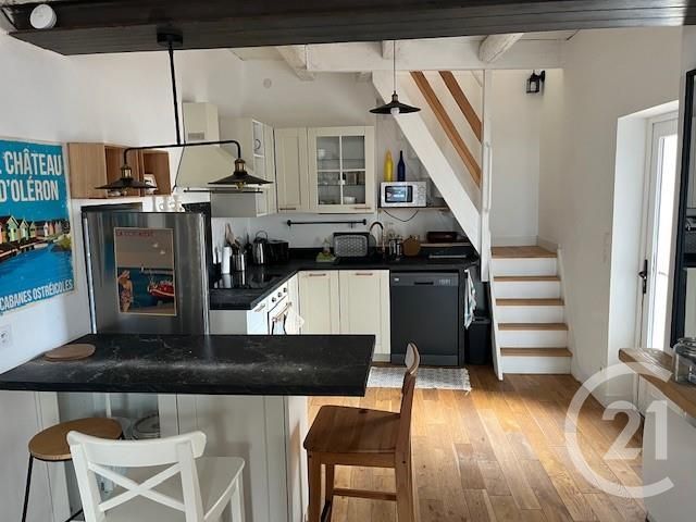Maison &agrave; louer - 2 pi&egrave;ces - 46,66 m2 - St Pierre D Oleron - 17 - POITOU-CHARENTES