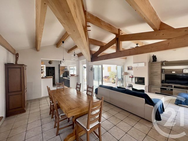 Maison &agrave; vendre - 8 pi&egrave;ces - 152,15 m2 - St Georges D Oleron - 17 - POITOU-CHARENTES