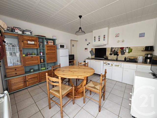 Maison &agrave; vendre - 4 pi&egrave;ces - 51,50 m2 - Le Chateau D Oleron - 17 - POITOU-CHARENTES
