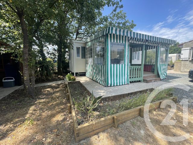 Terrain &agrave; vendre - 552,78 m2 - St Georges D Oleron - 17 - POITOU-CHARENTES
