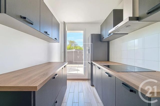 Appartement F3 à vendre - 3 pièces - 68 m2 - Chatenay Malabry - 92 - ILE-DE-FRANCE