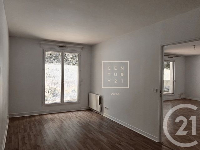 Appartement F3 à vendre - 3 pièces - 74,68 m2 - Le Plessis Robinson - 92 - ILE-DE-FRANCE