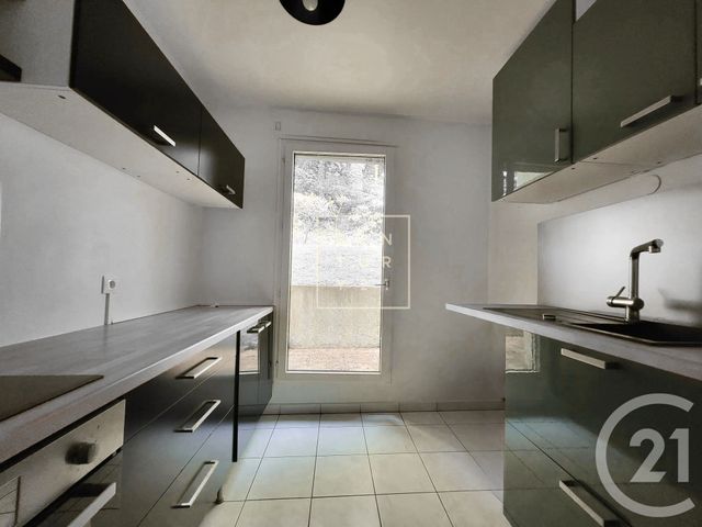 Appartement F3 à vendre - 3 pièces - 74,68 m2 - Le Plessis Robinson - 92 - ILE-DE-FRANCE