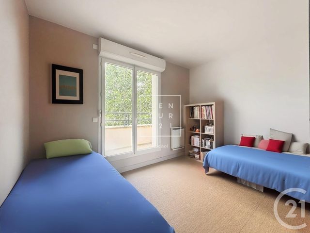 Appartement F5 à vendre - 5 pièces - 113 m2 - Le Plessis Robinson - 92 - ILE-DE-FRANCE