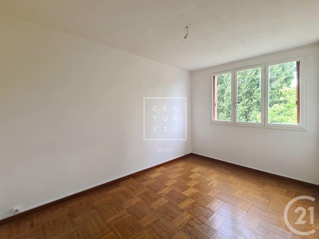 Appartement F5 à vendre - 5 pièces - 77,13 m2 - Le Plessis Robinson - 92 - ILE-DE-FRANCE