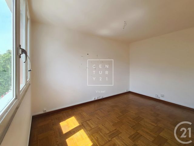 Appartement F5 à vendre - 5 pièces - 77,13 m2 - Le Plessis Robinson - 92 - ILE-DE-FRANCE