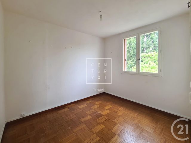 Appartement F5 à vendre - 5 pièces - 77,13 m2 - Le Plessis Robinson - 92 - ILE-DE-FRANCE