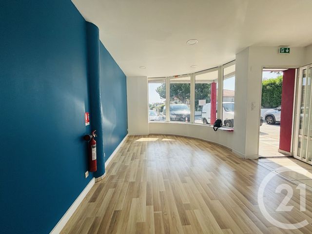 Appartement Local à louer - 4 pièces - 116,32 m2 - Cabestany - 66 - LANGUEDOC-ROUSSILLON