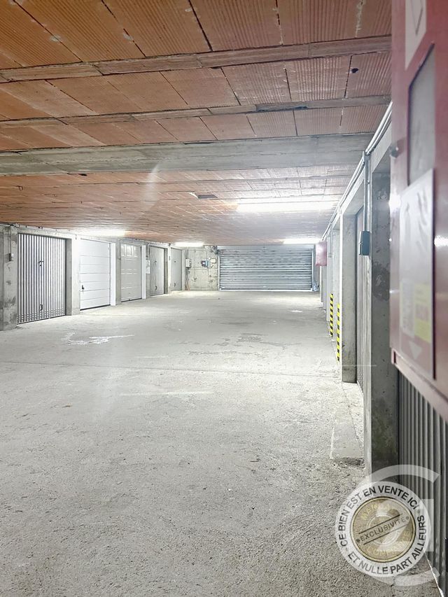 parking - LE BARCARES - 66