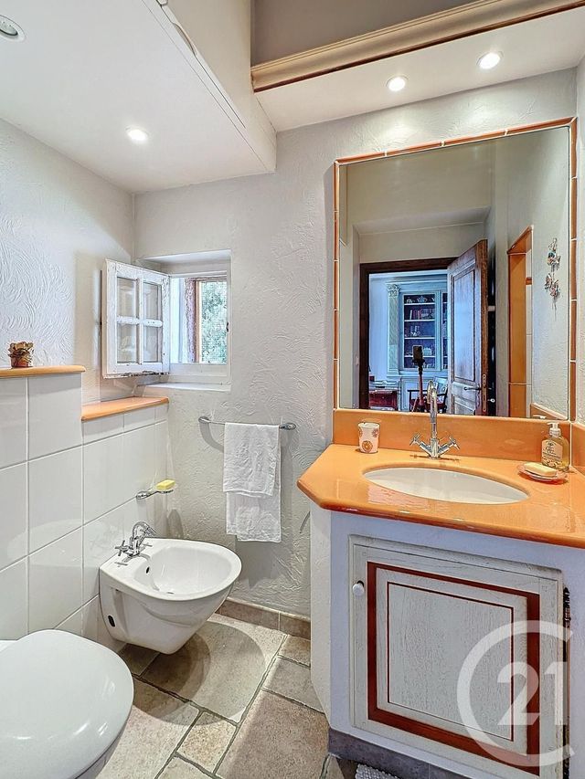 Appartement F3 à vendre - 3 pièces - 82,58 m2 - Cagnes Sur Mer - 06 - PROVENCE-ALPES-COTE-D-AZUR