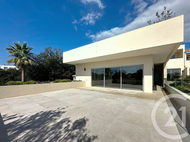 Appartement F4 à vendre - 4 pièces - 200,19 m2 - Cagnes Sur Mer - 06 - PROVENCE-ALPES-COTE-D-AZUR