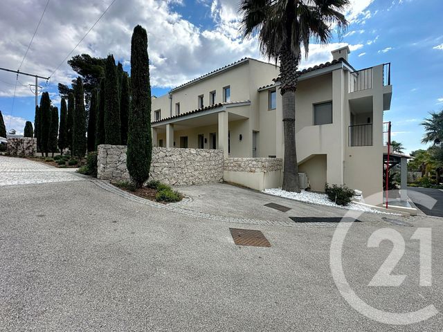 Appartement F4 à vendre - 4 pièces - 200,19 m2 - Cagnes Sur Mer - 06 - PROVENCE-ALPES-COTE-D-AZUR