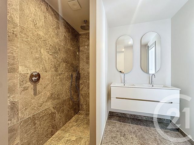 Appartement F4 à vendre - 4 pièces - 200,19 m2 - Cagnes Sur Mer - 06 - PROVENCE-ALPES-COTE-D-AZUR