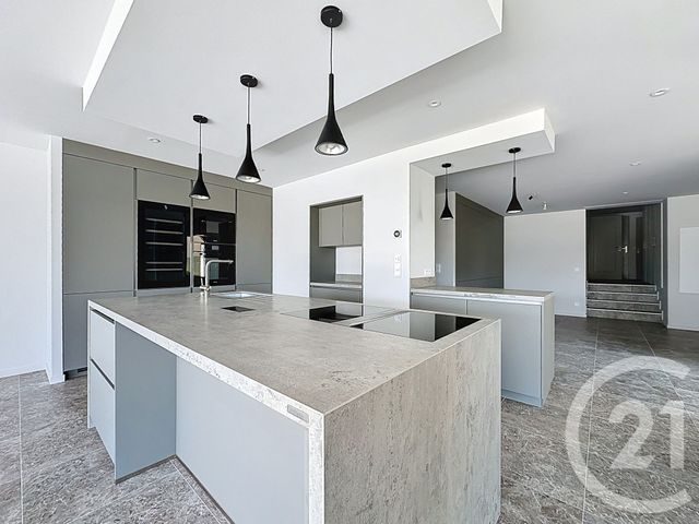 Appartement F4 à vendre - 4 pièces - 200,19 m2 - Cagnes Sur Mer - 06 - PROVENCE-ALPES-COTE-D-AZUR