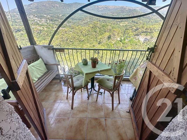 Maison à vendre - 5 pièces - 98 m2 - Carros - 06 - PROVENCE-ALPES-COTE-D-AZUR