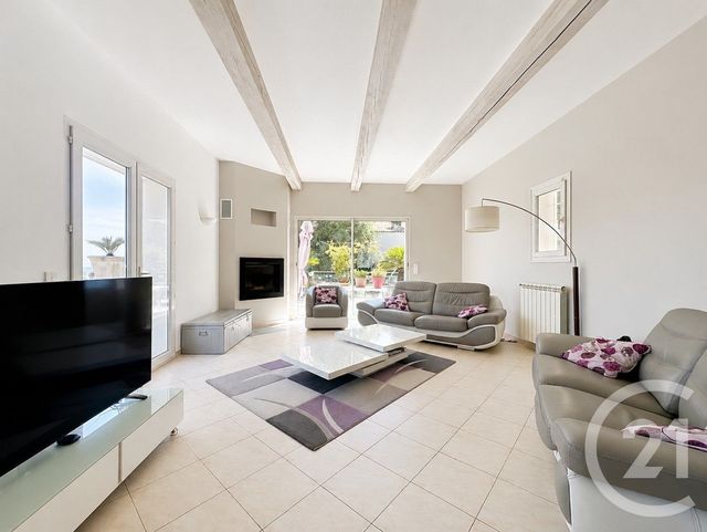 Maison &agrave; vendre - 6 pi&egrave;ces - 172,76 m2 - Carros - 06 - PROVENCE-ALPES-COTE-D-AZUR