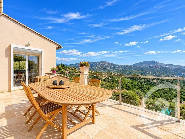 Maison &agrave; vendre - 6 pi&egrave;ces - 172,76 m2 - Carros - 06 - PROVENCE-ALPES-COTE-D-AZUR