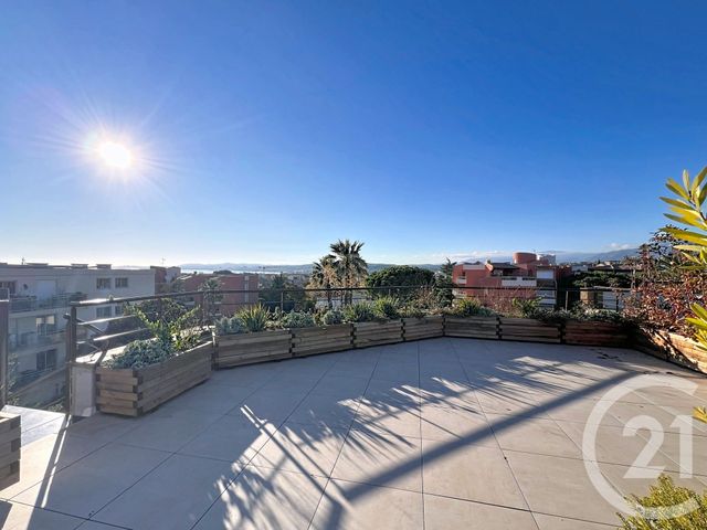 Appartement F4 à vendre - 4 pièces - 135 m2 - St Laurent Du Var - 06 - PROVENCE-ALPES-COTE-D-AZUR