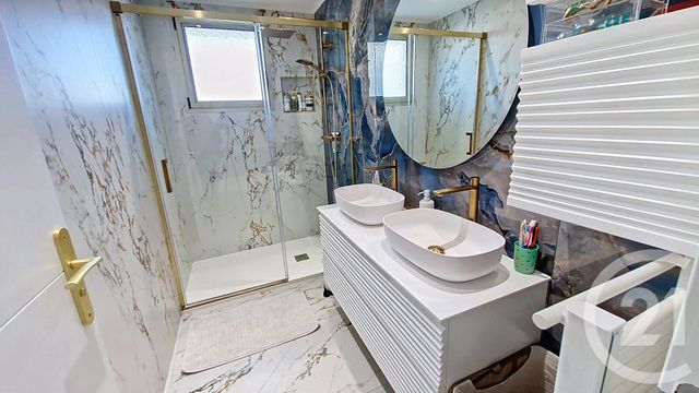 Appartement F3 &agrave; vendre - 3 pi&egrave;ces - 64,88 m2 - Antibes - 06 - PROVENCE-ALPES-COTE-D-AZUR