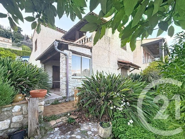 Maison &agrave; vendre - 5 pi&egrave;ces - 124,19 m2 - St Laurent Du Var - 06 - PROVENCE-ALPES-COTE-D-AZUR