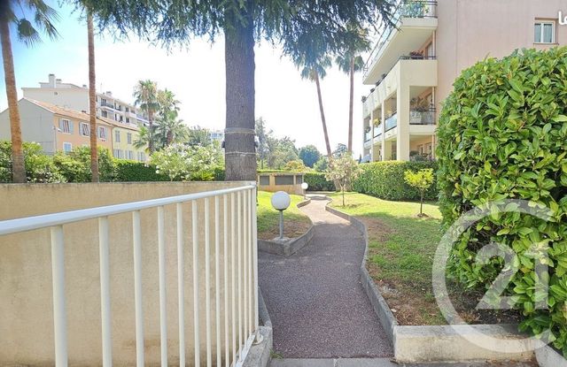 Appartement F4 &agrave; vendre - 3 pi&egrave;ces - 84,07 m2 - Cagnes Sur Mer - 06 - PROVENCE-ALPES-COTE-D-AZUR