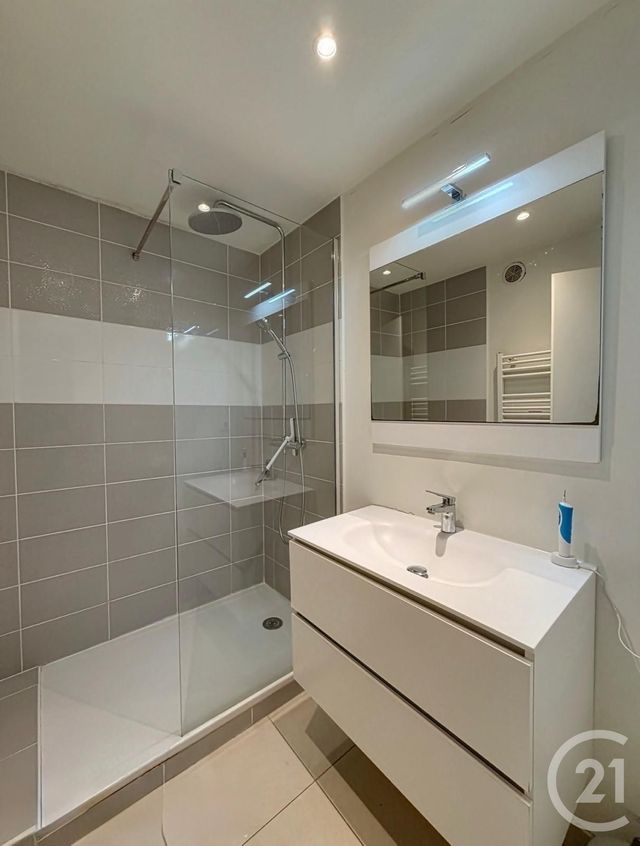 Appartement F3 &agrave; vendre - 3 pi&egrave;ces - 58 m2 - Nice - 06 - PROVENCE-ALPES-COTE-D-AZUR