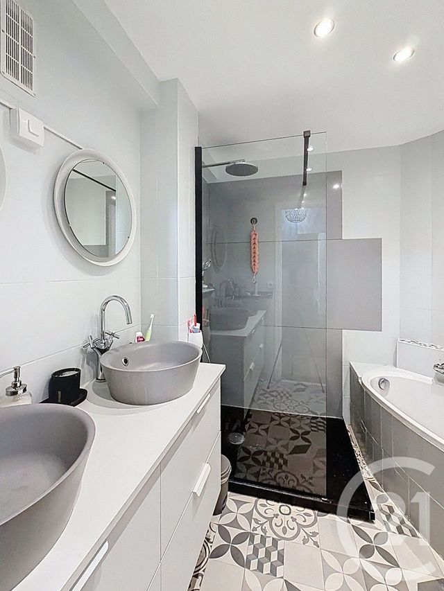 Appartement &agrave; vendre - 4 pi&egrave;ces - 77,27 m2 - Cagnes Sur Mer - 06 - PROVENCE-ALPES-COTE-D-AZUR