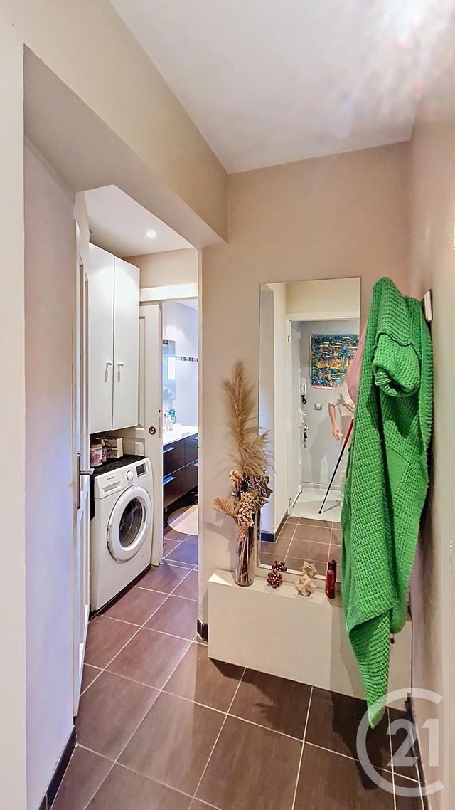 Appartement F3 bis &agrave; vendre - 4 pi&egrave;ces - 87,34 m2 - St Laurent Du Var - 06 - PROVENCE-ALPES-COTE-D-AZUR