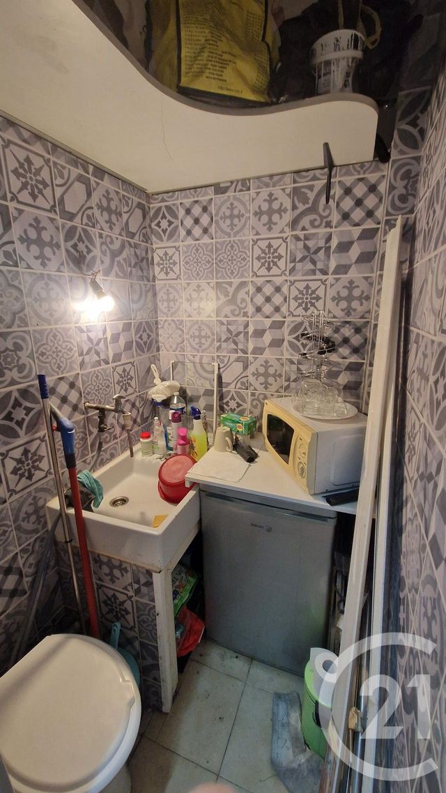 Appartement Local &agrave; vendre - 1 pi&egrave;ce - 17,45 m2 - Nice - 06 - PROVENCE-ALPES-COTE-D-AZUR