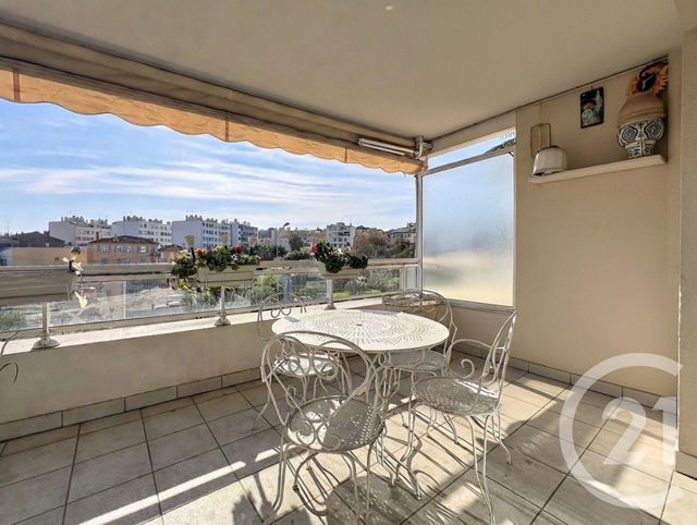 Appartement T4 &agrave; vendre - 4 pi&egrave;ces - 79,50 m2 - Cagnes Sur Mer - 06 - PROVENCE-ALPES-COTE-D-AZUR