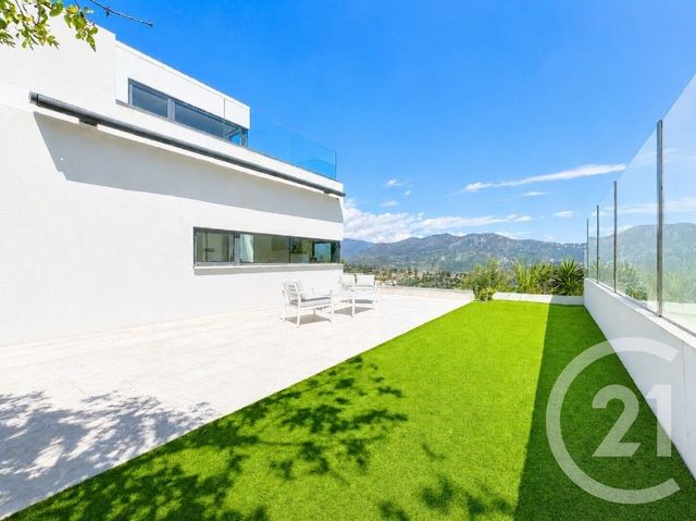 Maison &agrave; vendre - 4 pi&egrave;ces - 153,27 m2 - Carros - 06 - PROVENCE-ALPES-COTE-D-AZUR