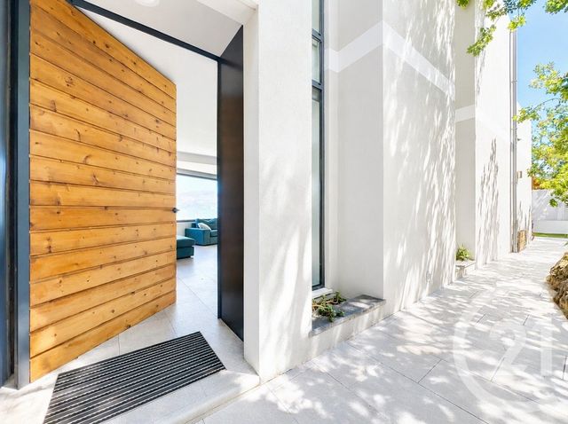 Maison &agrave; vendre - 4 pi&egrave;ces - 153,27 m2 - Carros - 06 - PROVENCE-ALPES-COTE-D-AZUR