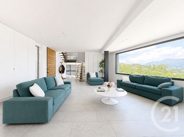 Maison &agrave; vendre - 4 pi&egrave;ces - 153,27 m2 - Carros - 06 - PROVENCE-ALPES-COTE-D-AZUR