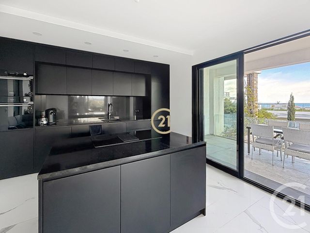 Appartement &agrave; vendre - 4 pi&egrave;ces - 137 m2 - Villeneuve Loubet - 06 - PROVENCE-ALPES-COTE-D-AZUR