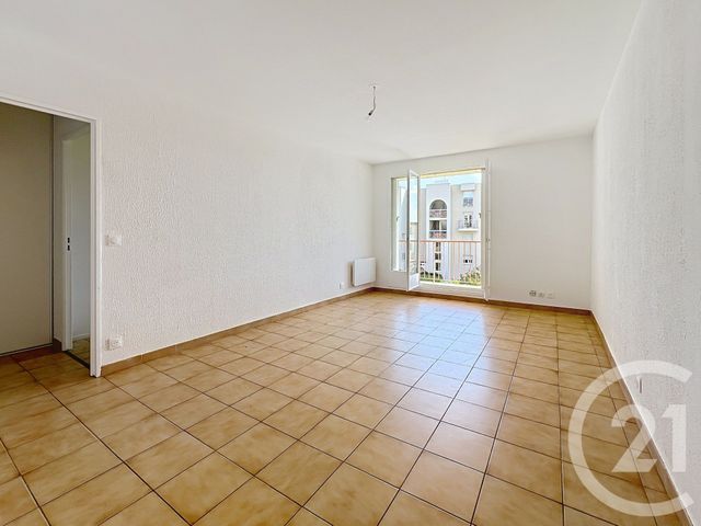 Appartement F3 &agrave; louer - 3 pi&egrave;ces - 58,55 m2 - St Laurent Du Var - 06 - PROVENCE-ALPES-COTE-D-AZUR